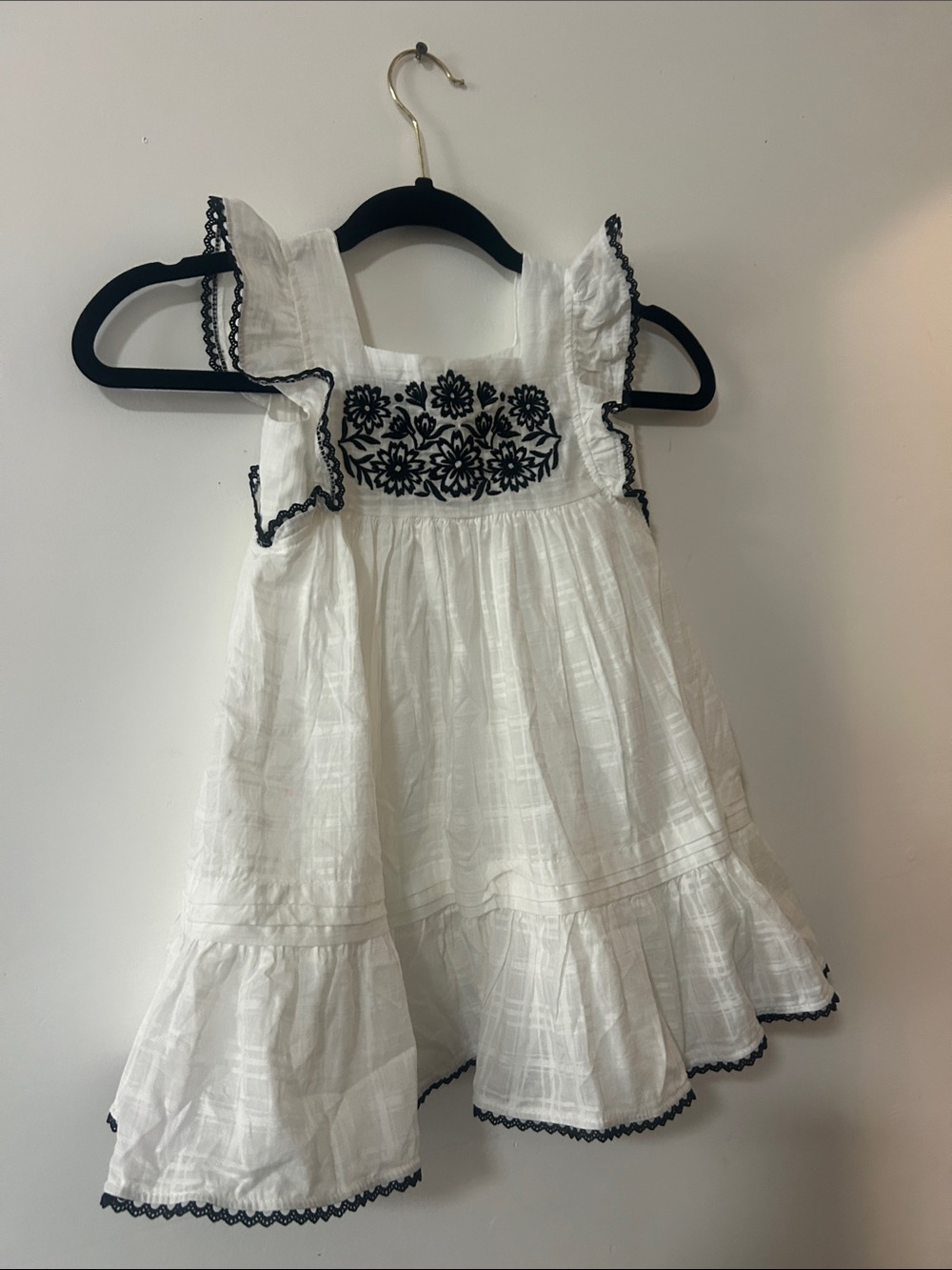 Max Studio White Dress with Black Floral Embroidery